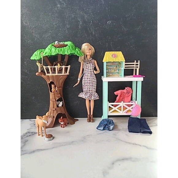 Barbie Veterinarian Lot USED, READ DESCRIPTION - Picture 1 of 10